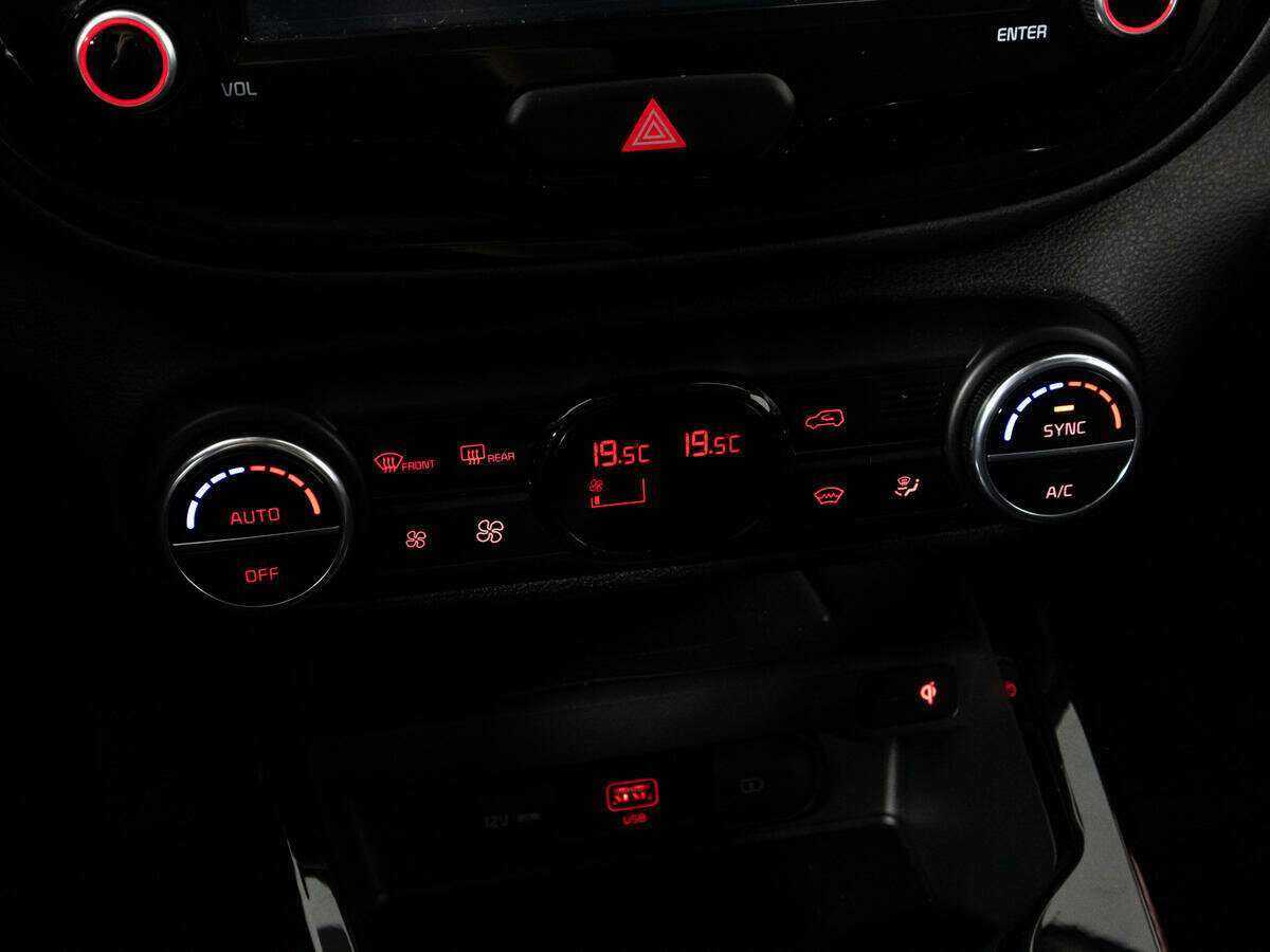 Купить Kia Soul с пробегом. Фото: #18