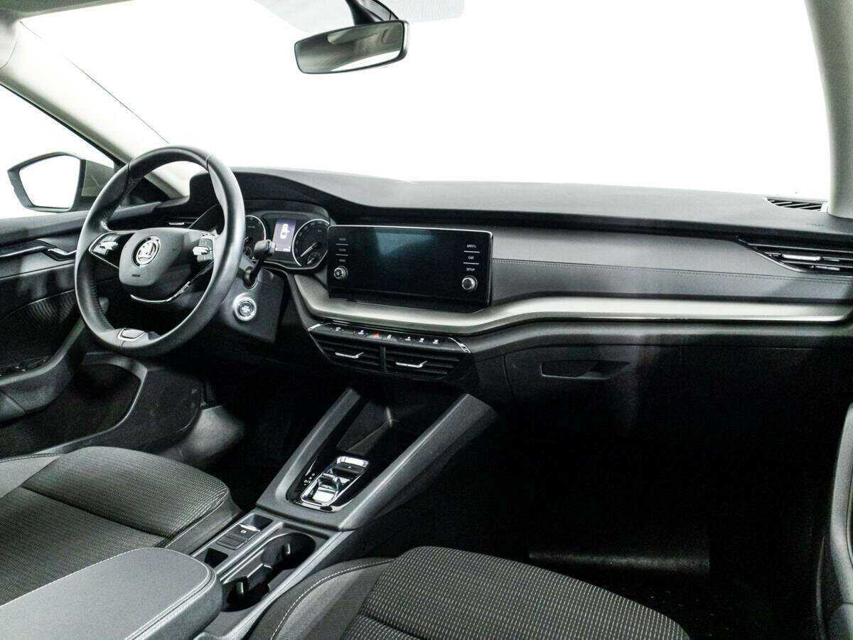 Купить Skoda Octavia с пробегом. Фото: #8