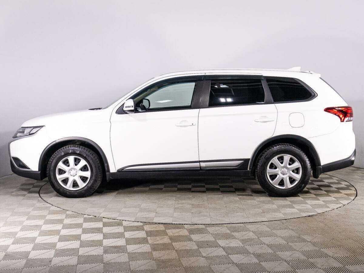 Купить Mitsubishi Outlander с пробегом. Фото: #7