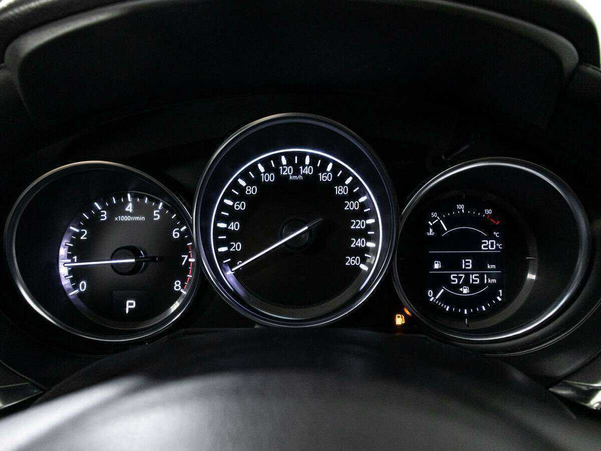 Купить Mazda 6 с пробегом. Фото: #11