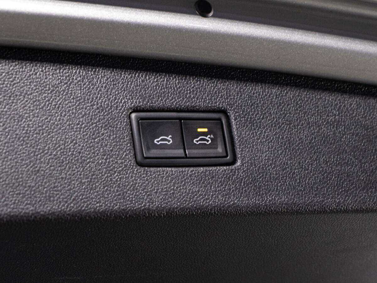 Купить Volkswagen Tiguan с пробегом. Фото: #14