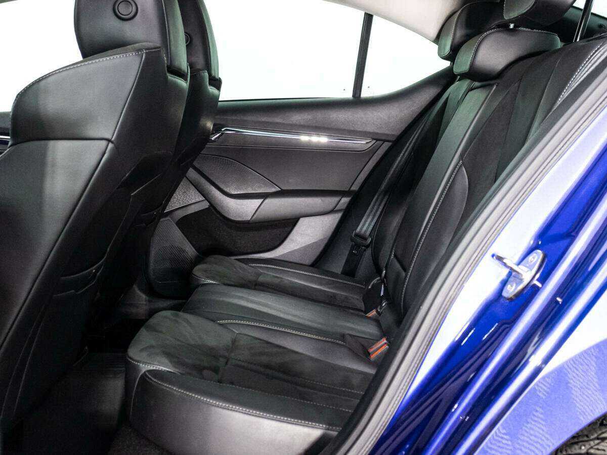 Купить Skoda Octavia с пробегом. Фото: #9