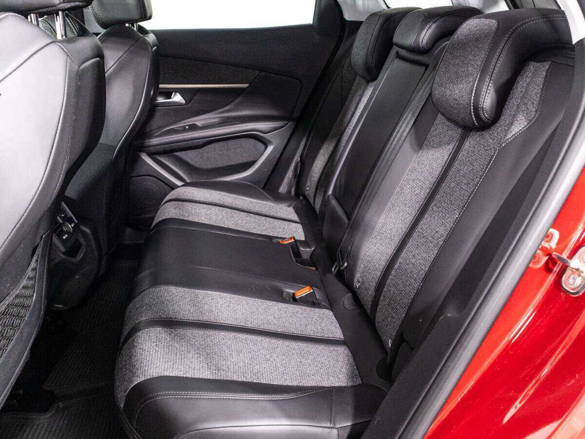 Купить Peugeot 3008 с пробегом. Фото: #9