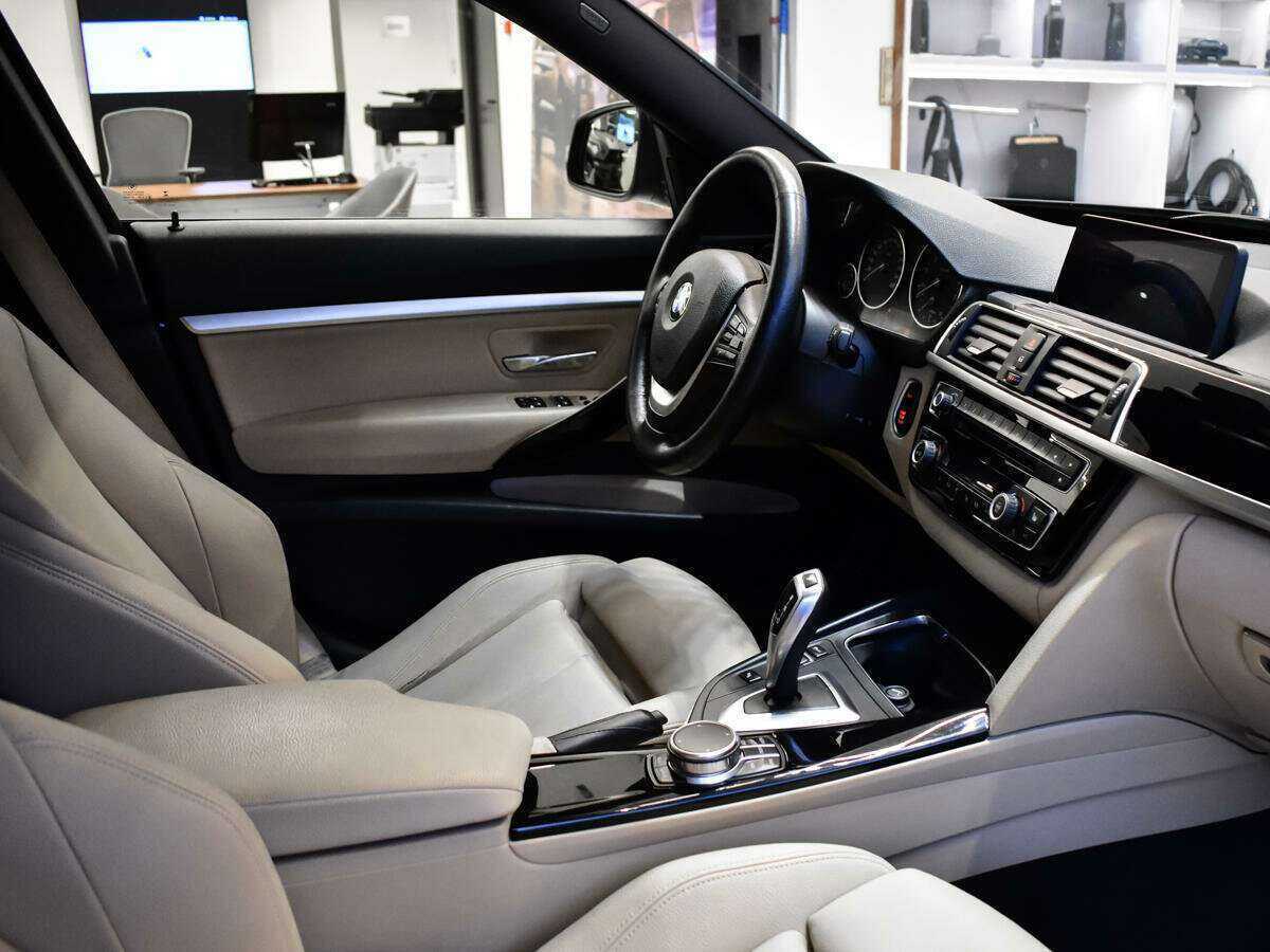 Купить BMW 3 серии с пробегом. Фото: #4