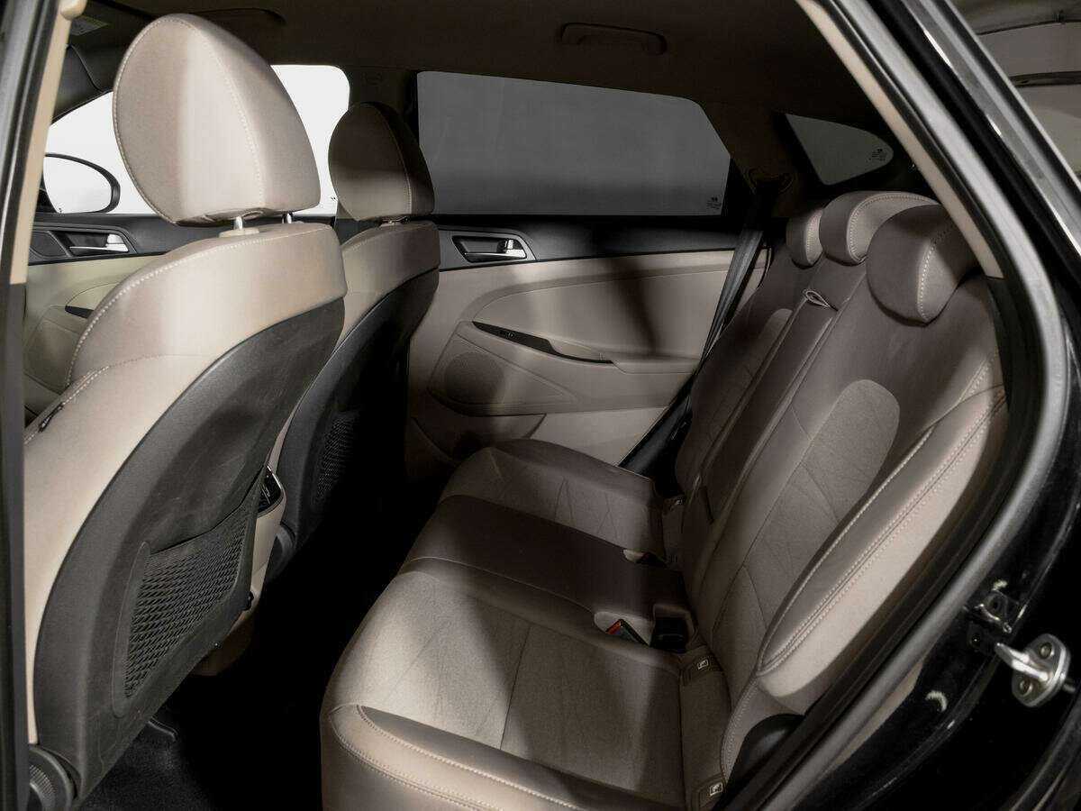 Купить Hyundai Tucson с пробегом. Фото: #8