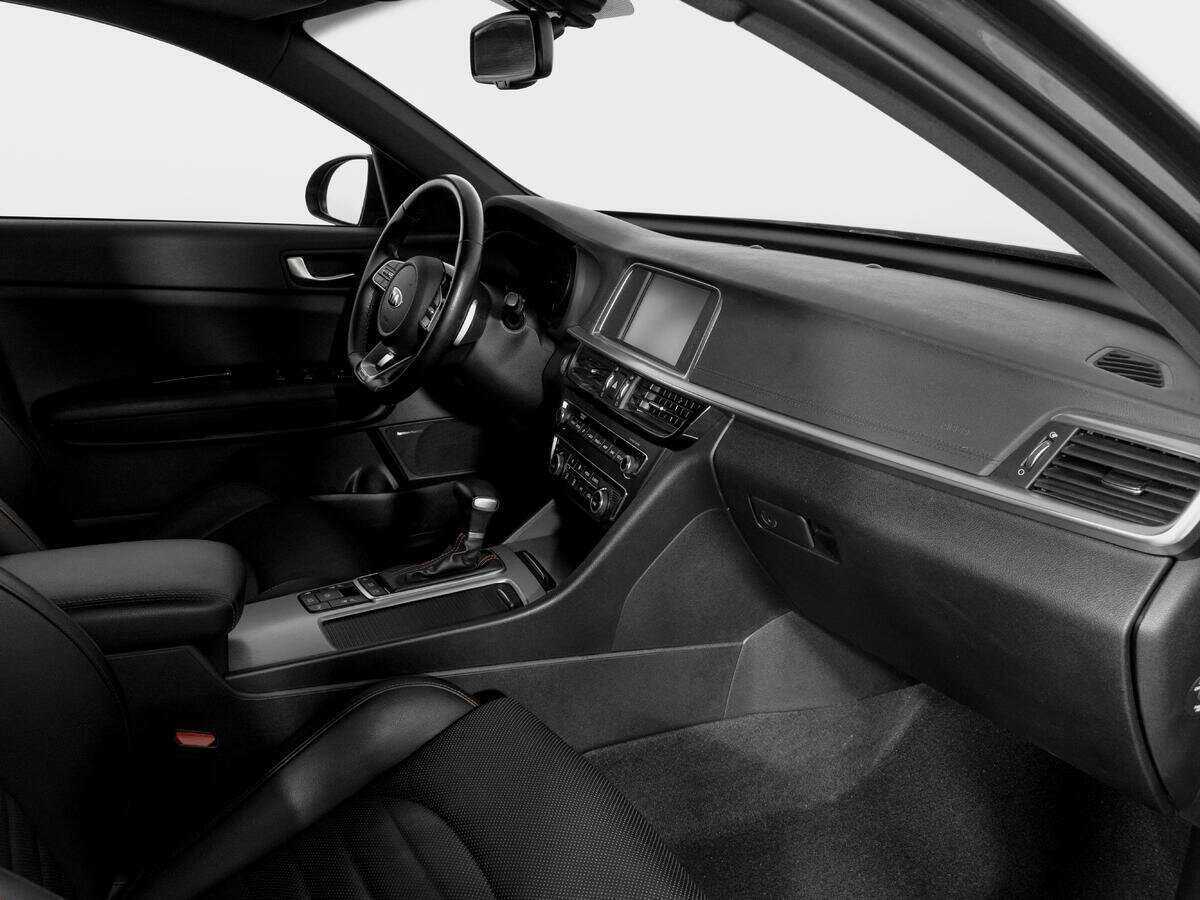 Купить Kia Optima с пробегом. Фото: #8