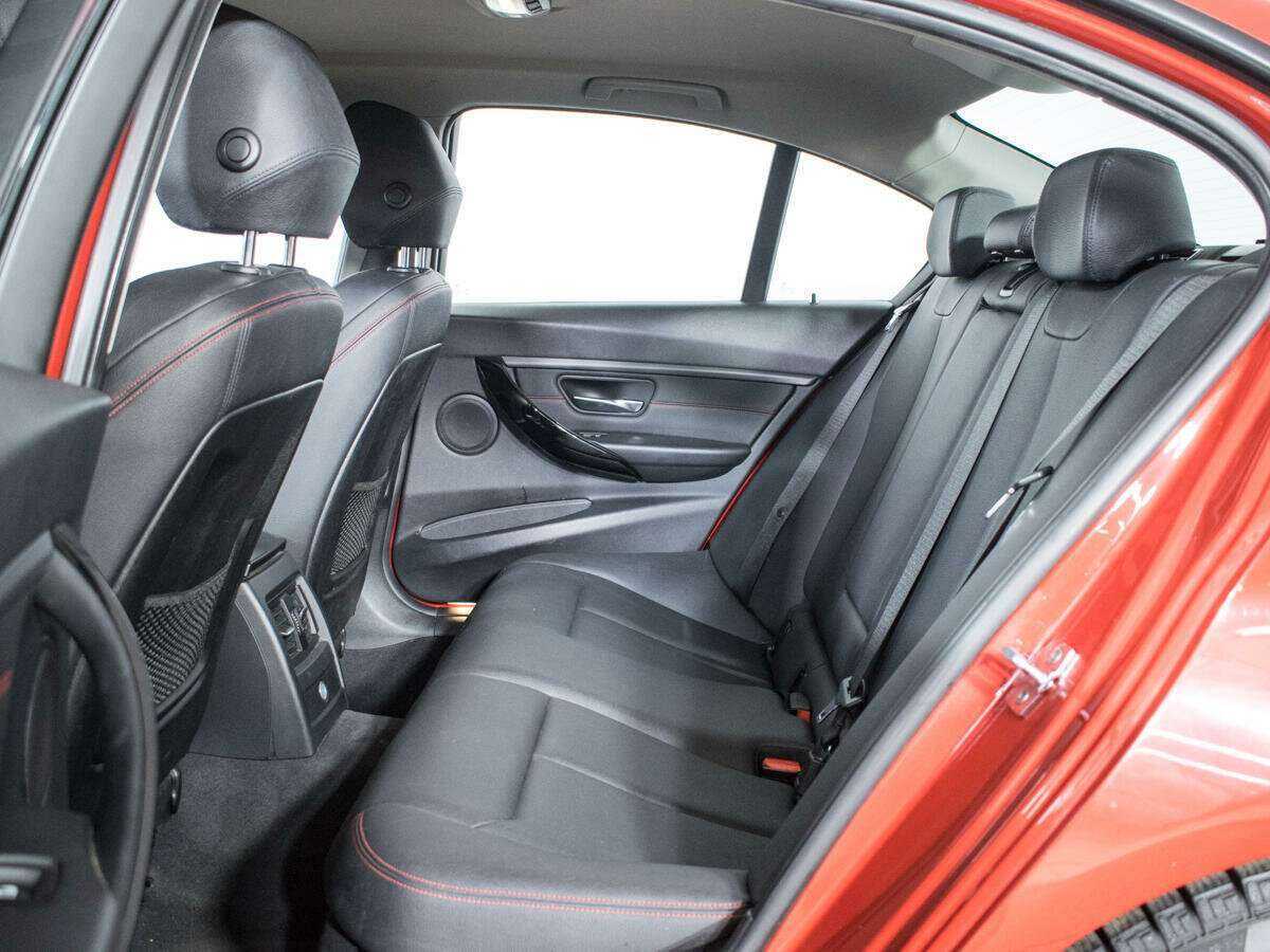 Купить BMW 3 серии с пробегом. Фото: #9