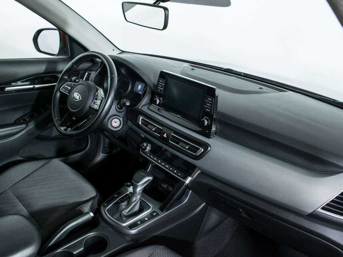 Купить Kia Seltos с пробегом. Фото: #8