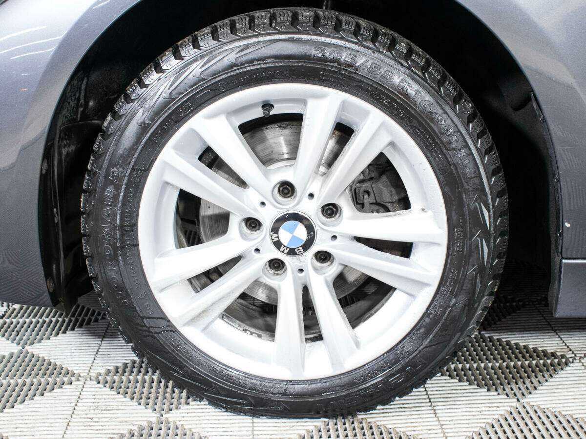 Купить BMW 3 серии с пробегом. Фото: #16