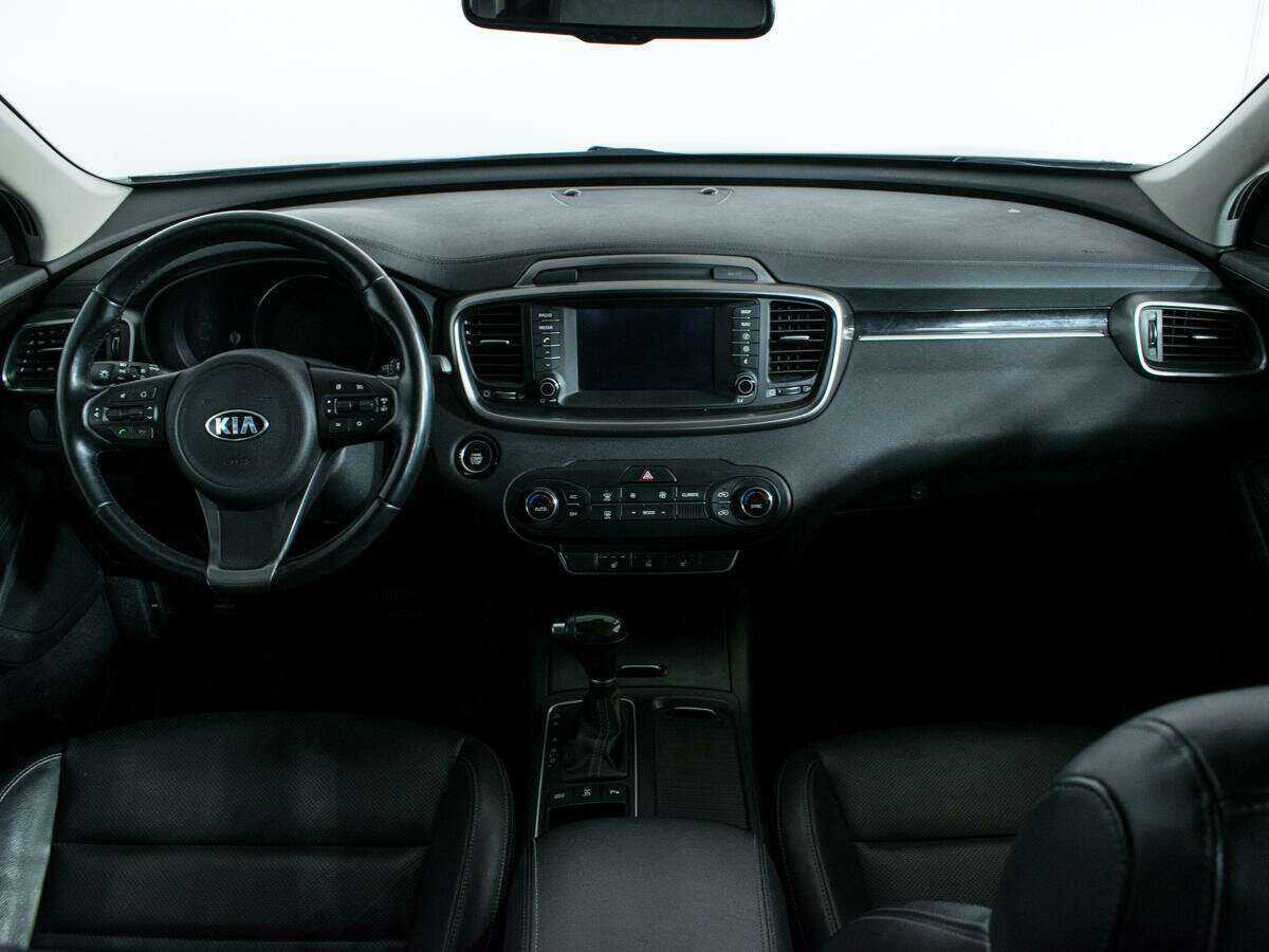 Купить Kia Sorento с пробегом. Фото: #11