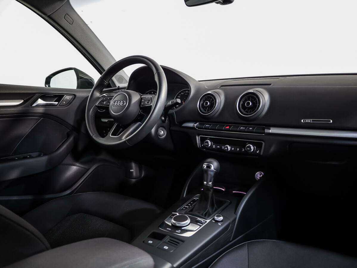 Купить Audi A3 с пробегом. Фото: #7