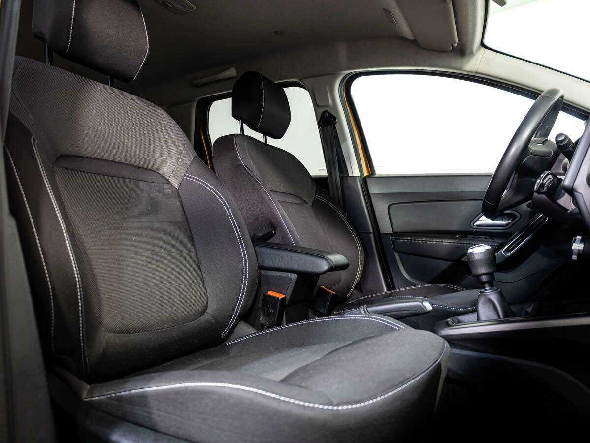 Купить Renault Duster с пробегом. Фото: #10