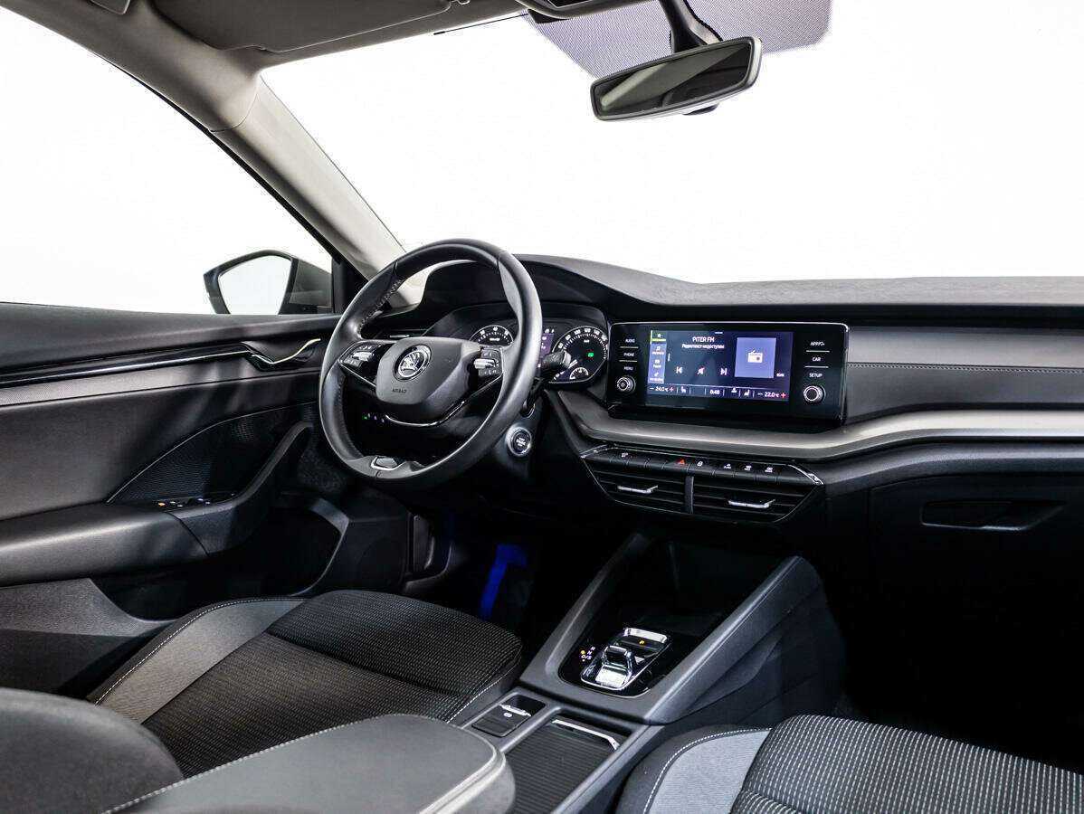 Купить Skoda Octavia с пробегом. Фото: #7