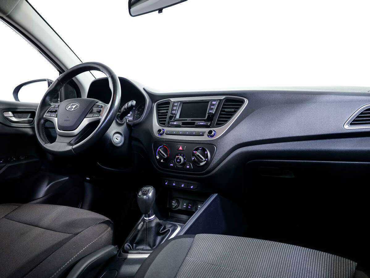 Купить Hyundai Solaris с пробегом. Фото: #7