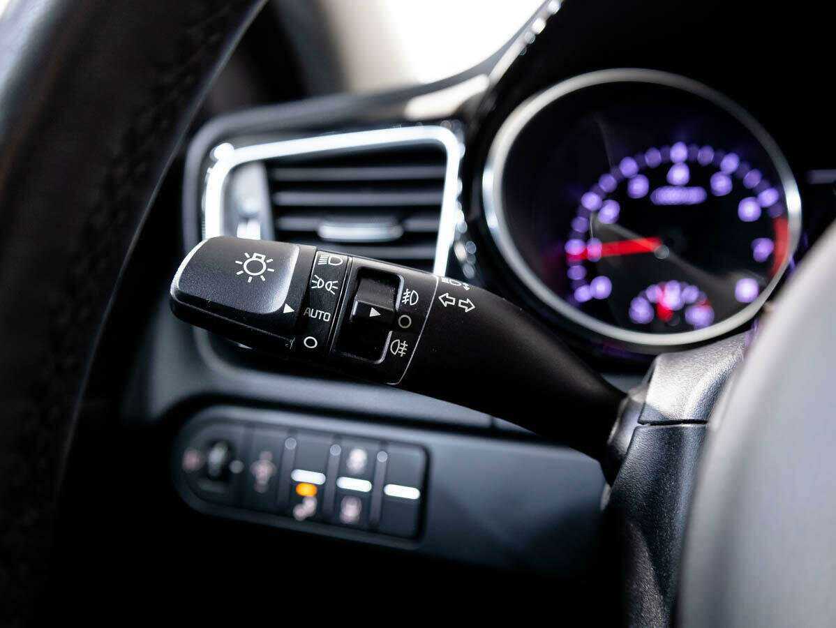 Купить Kia Ceed с пробегом. Фото: #17