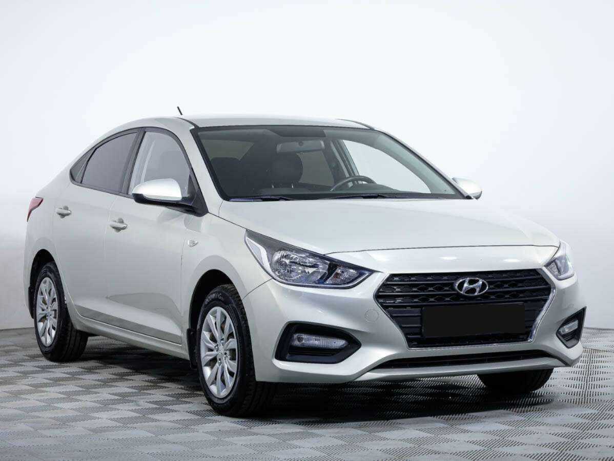 Купить Hyundai Solaris с пробегом. Фото: #1