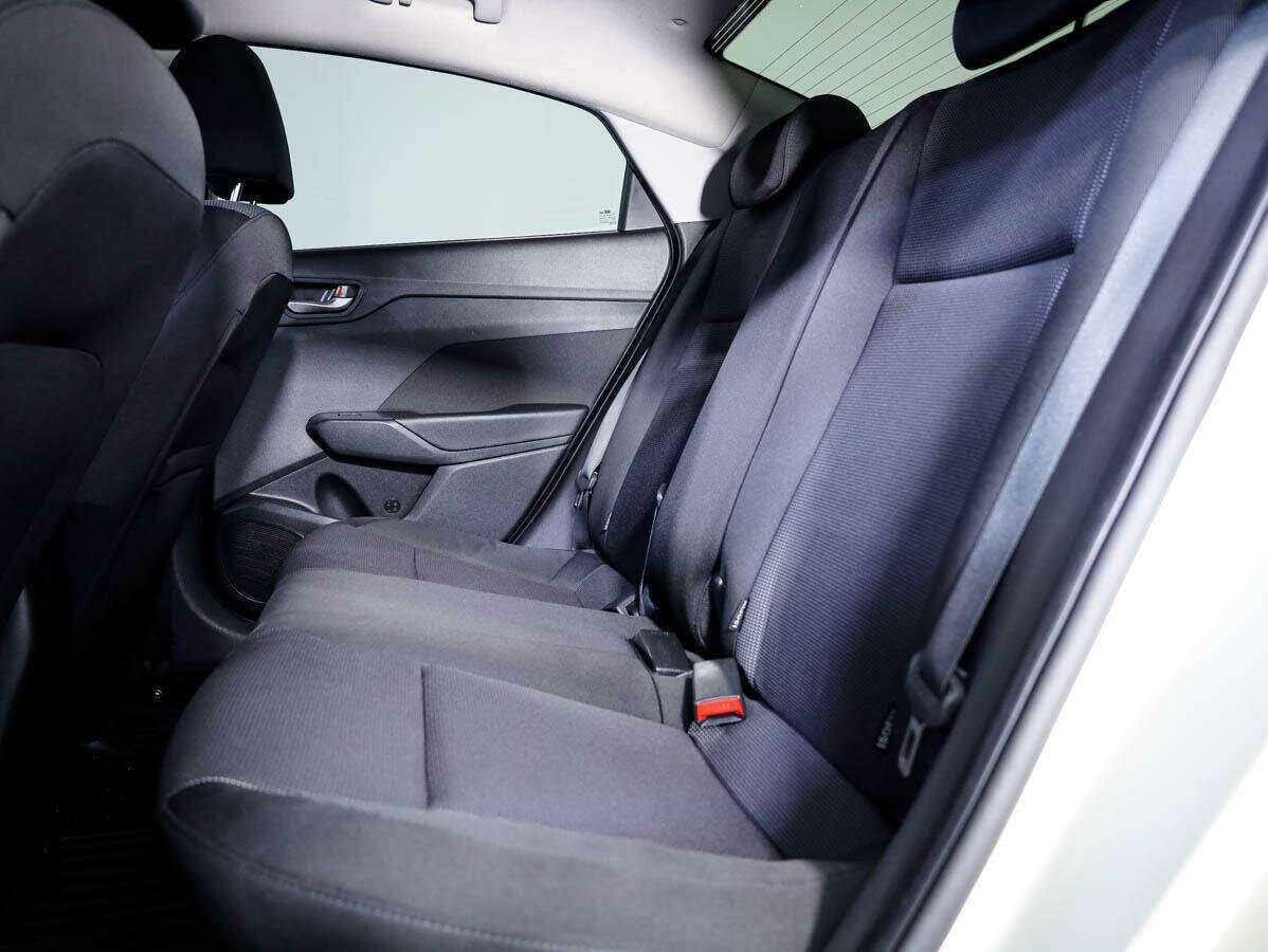 Купить Hyundai Solaris с пробегом. Фото: #11