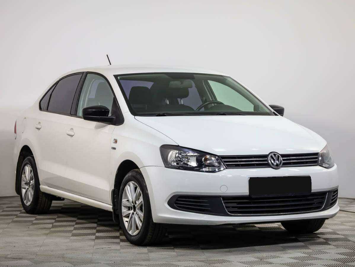 Купить Volkswagen Polo с пробегом. Фото: #1