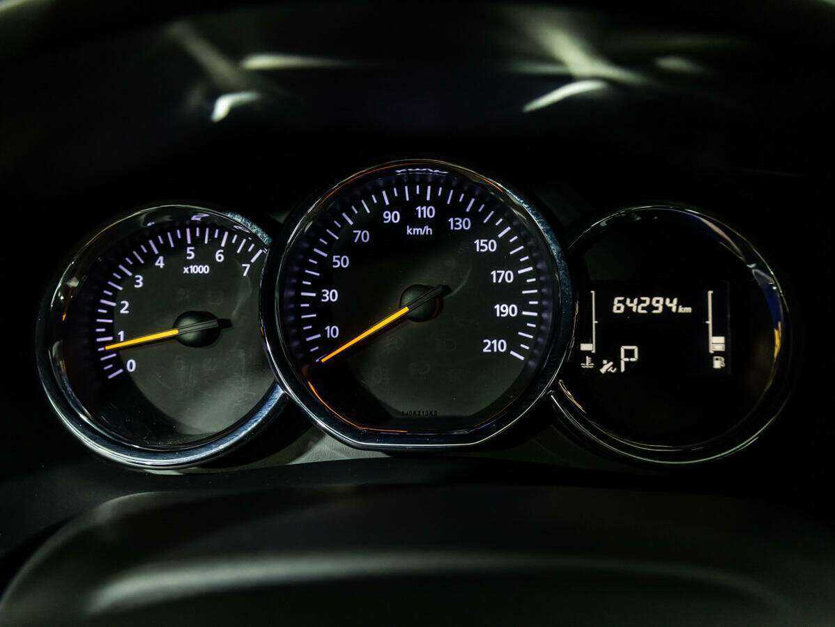 Купить Renault Logan с пробегом. Фото: #14