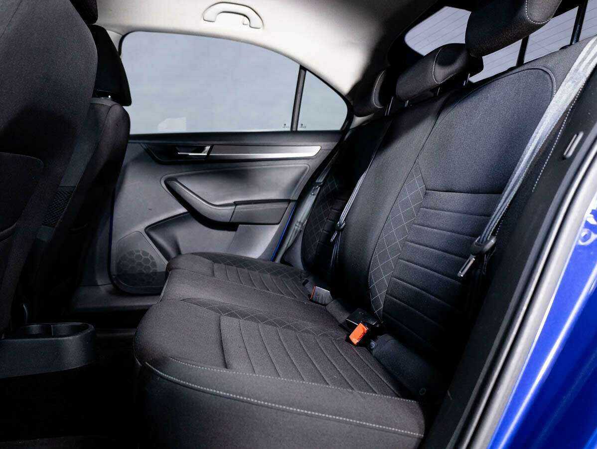 Купить Skoda Rapid с пробегом. Фото: #11