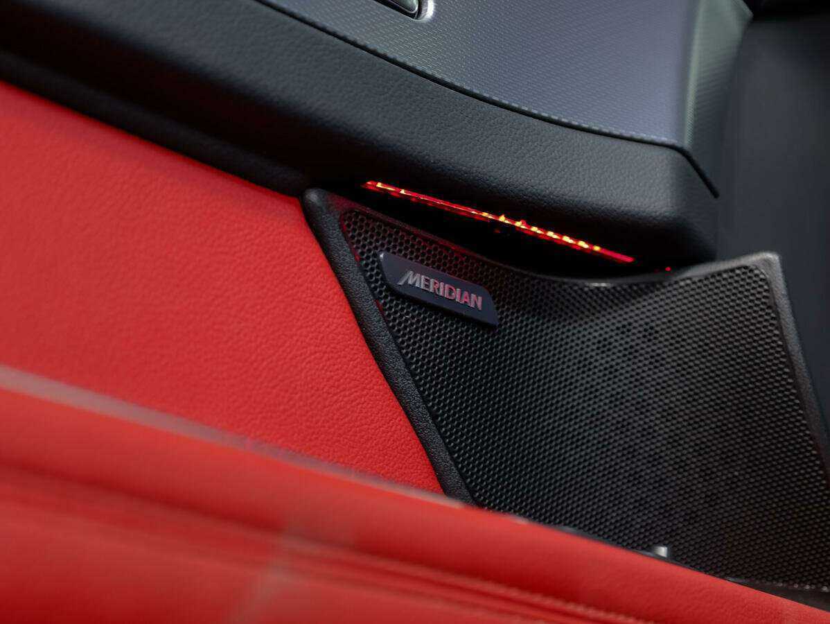 Купить Jaguar XF с пробегом. Фото: #14