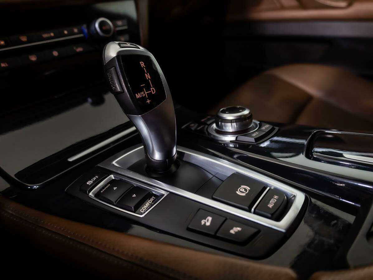 Купить BMW 5 серии с пробегом. Фото: #13