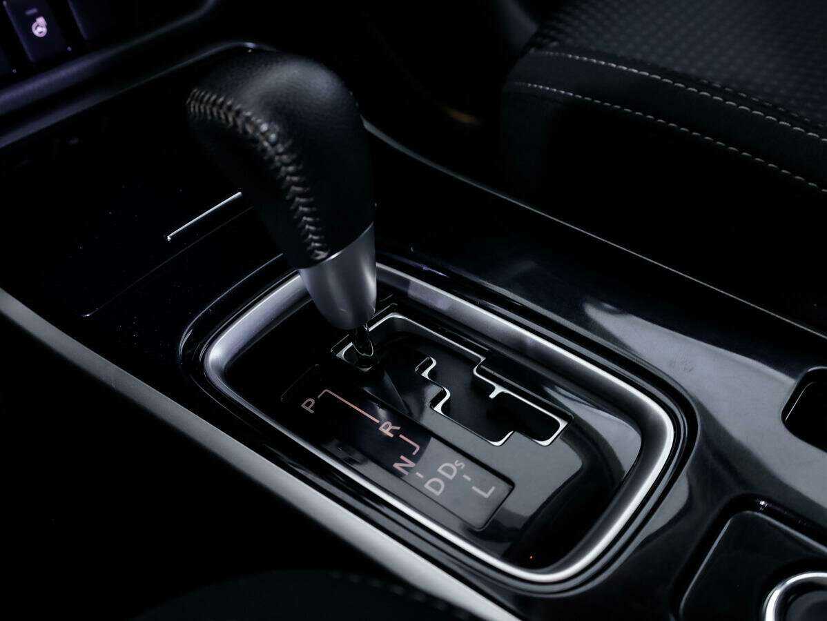Купить Mitsubishi Outlander с пробегом. Фото: #22