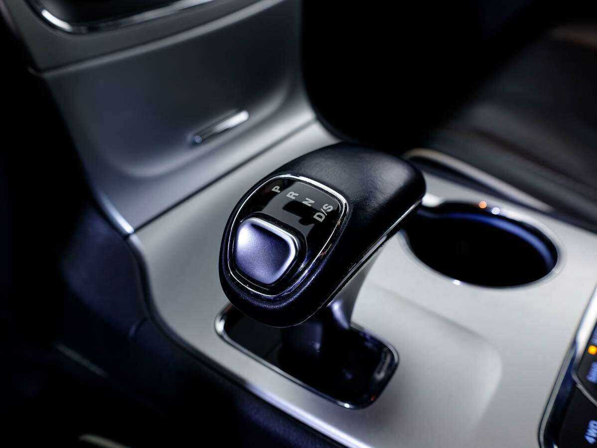 Купить Jeep Grand Cherokee с пробегом. Фото: #18