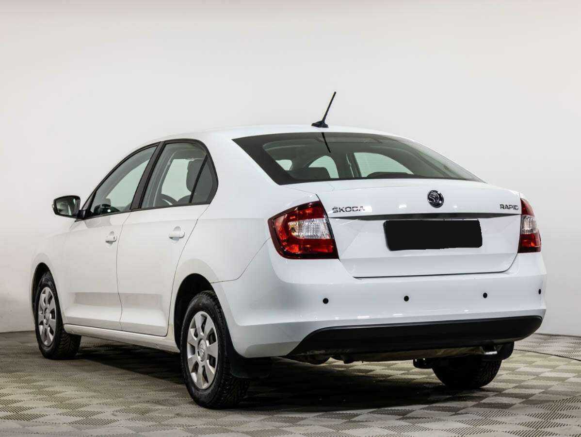 Купить Skoda Rapid с пробегом. Фото: #5