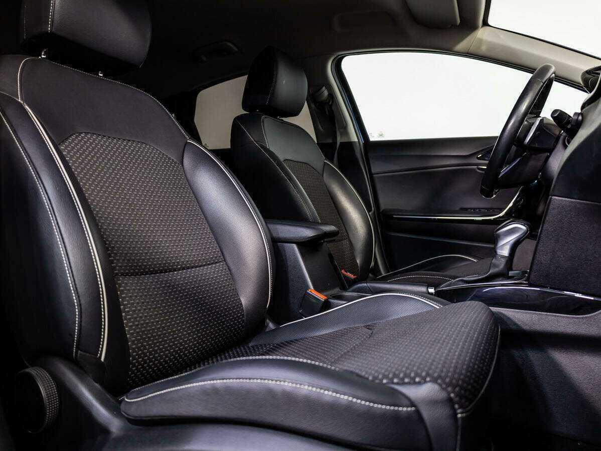 Купить Kia Ceed с пробегом. Фото: #10