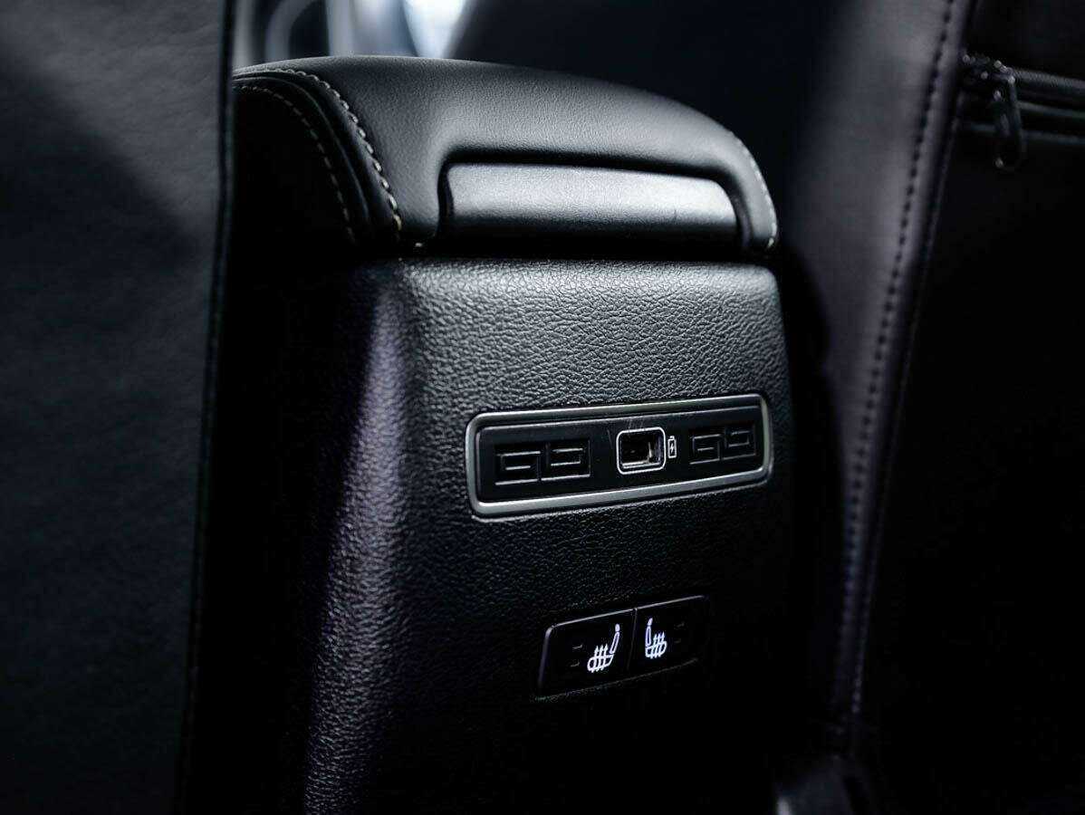 Купить Geely Coolray с пробегом. Фото: #12