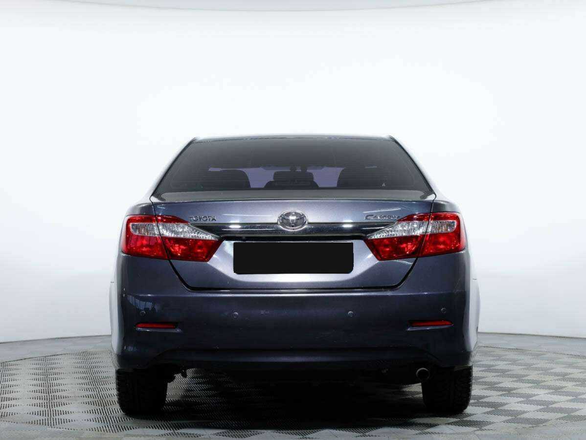 Купить Toyota Camry с пробегом. Фото: #4