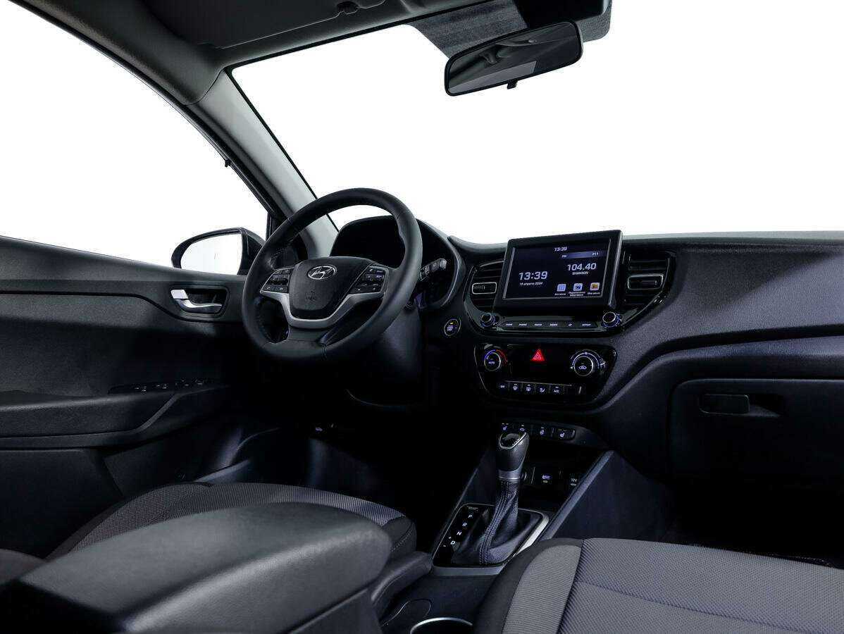 Купить Hyundai Solaris с пробегом. Фото: #7