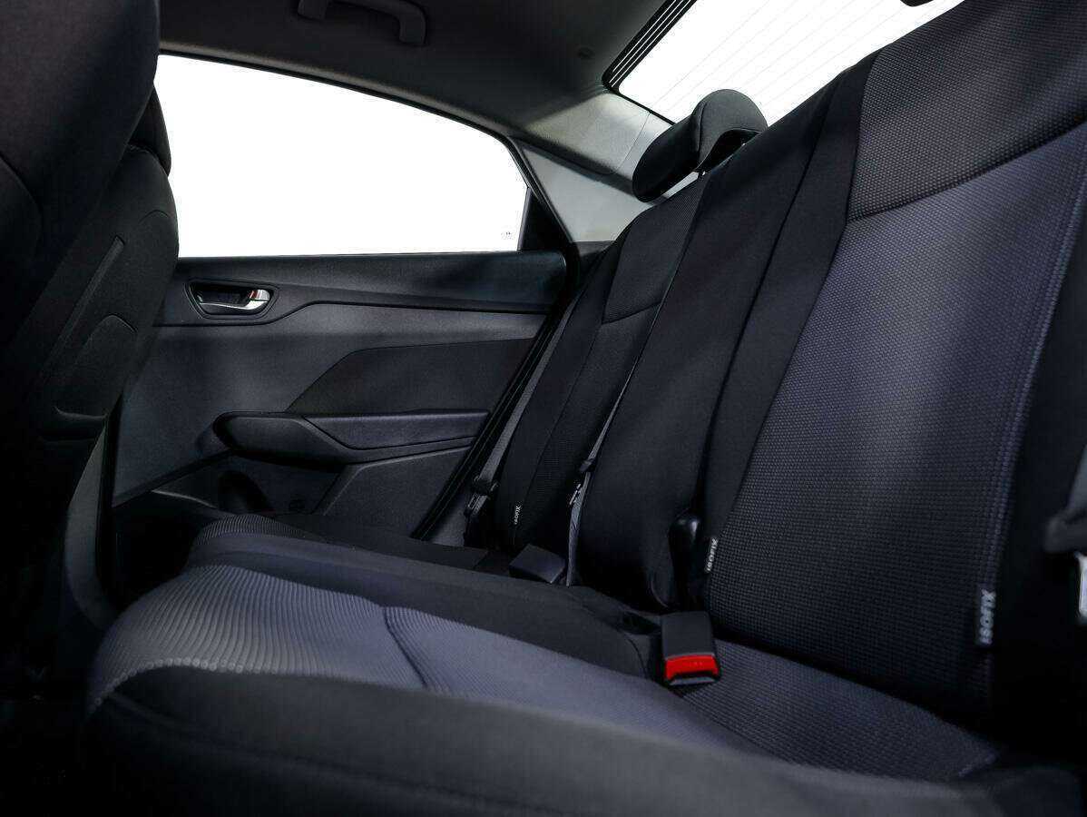 Купить Hyundai Solaris с пробегом. Фото: #12