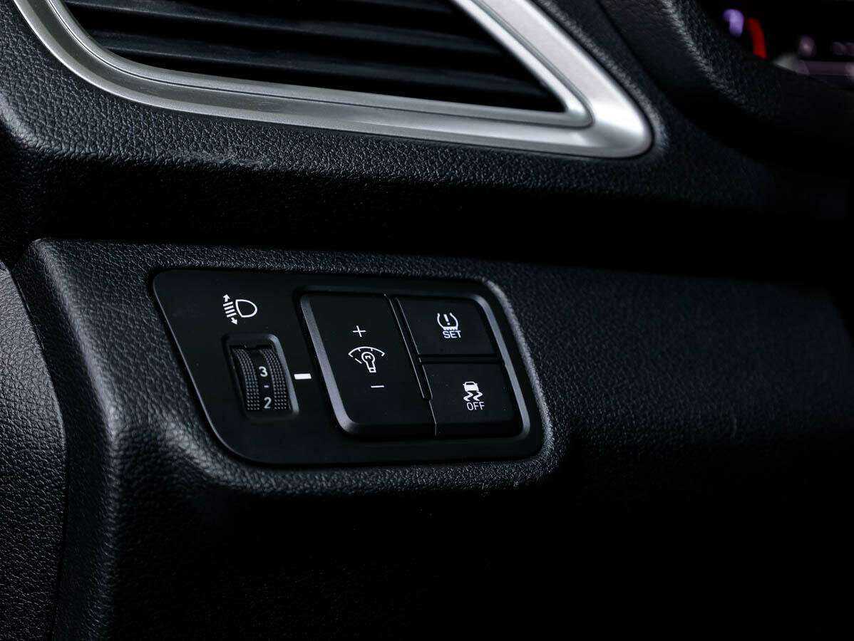 Купить Hyundai Solaris с пробегом. Фото: #14