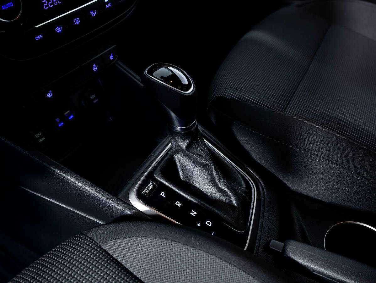 Купить Hyundai Solaris с пробегом. Фото: #16