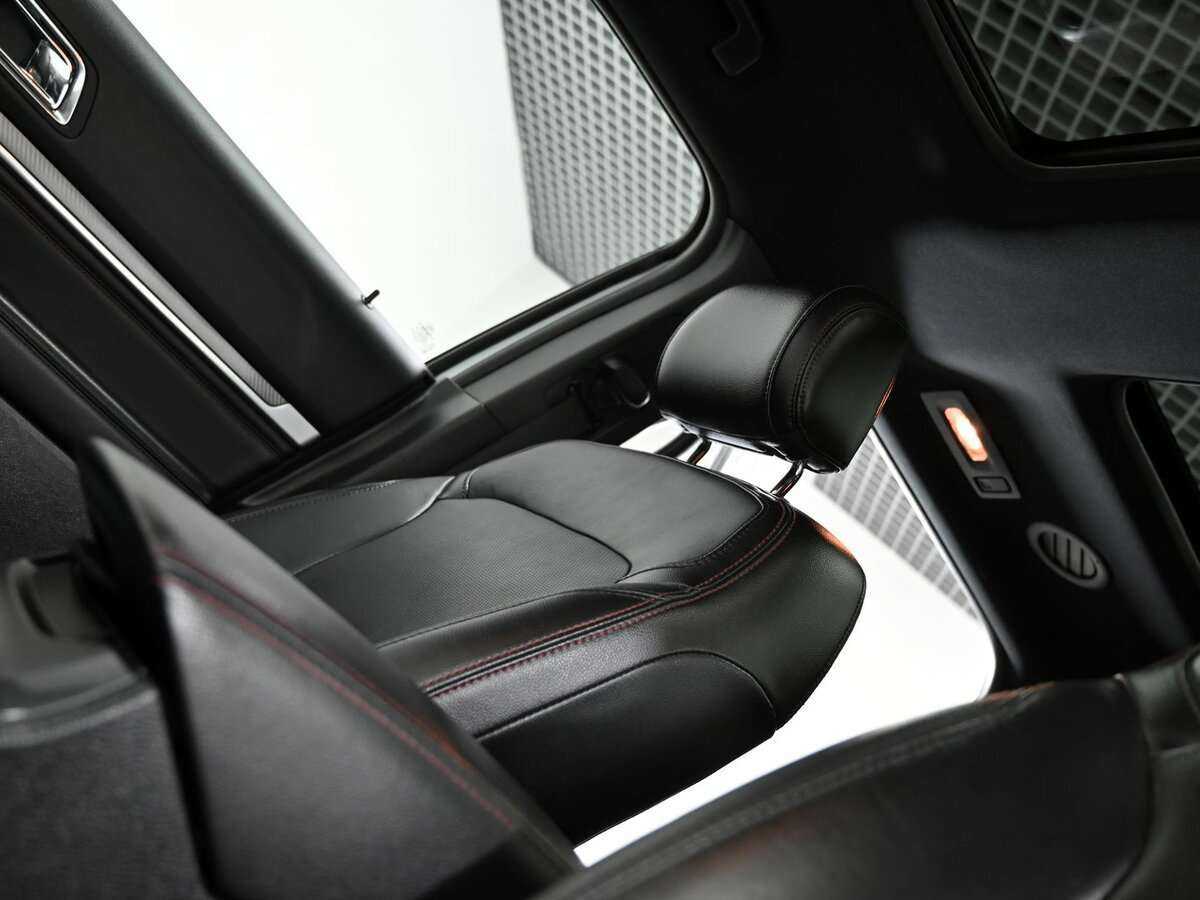 Купить Ford Explorer с пробегом. Фото: #9