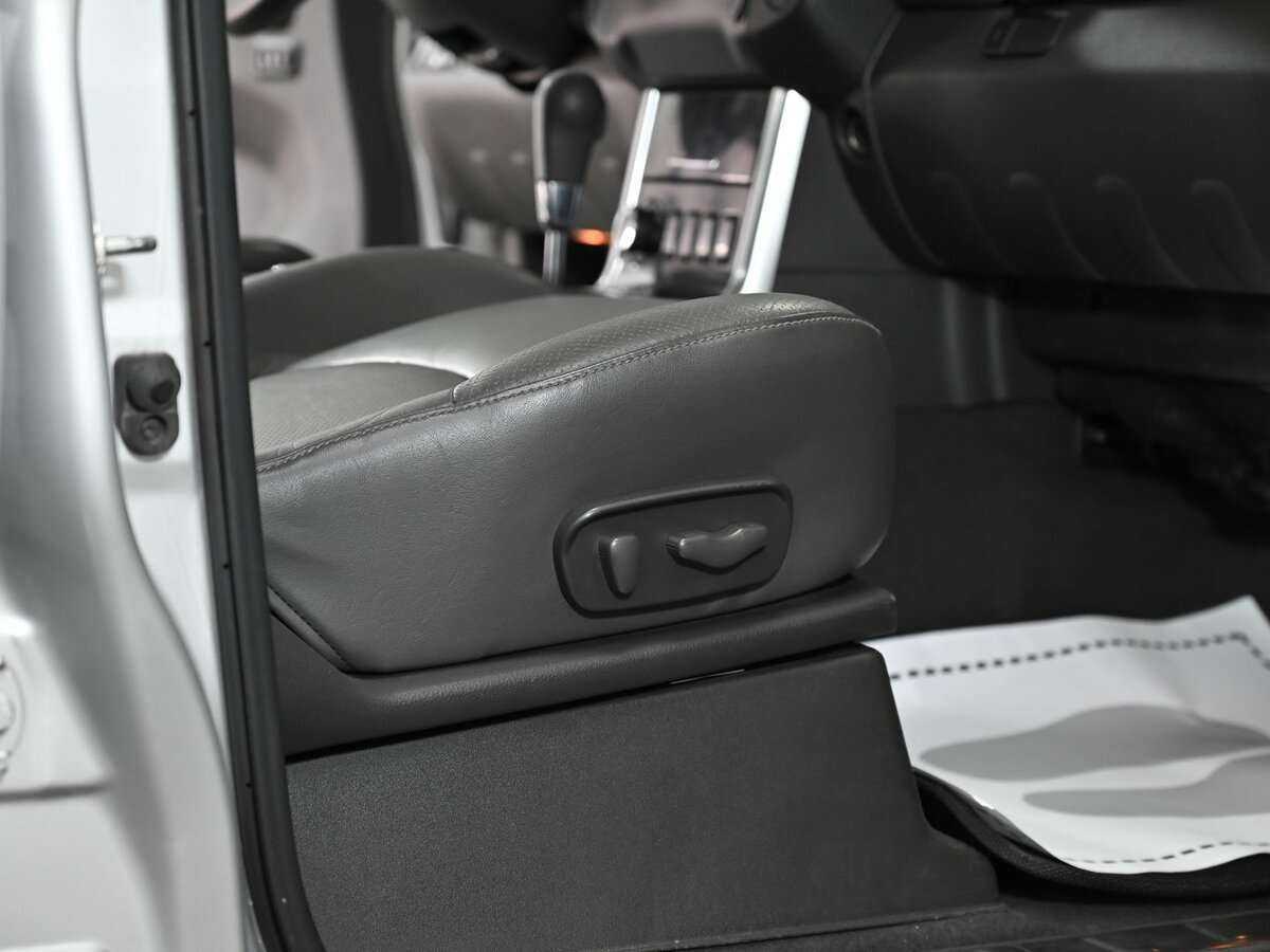 Купить Nissan Pathfinder с пробегом. Фото: #9