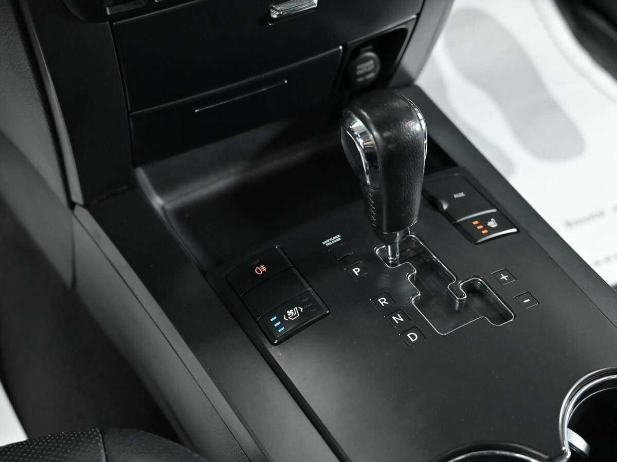 Купить Kia Mohave с пробегом. Фото: #14