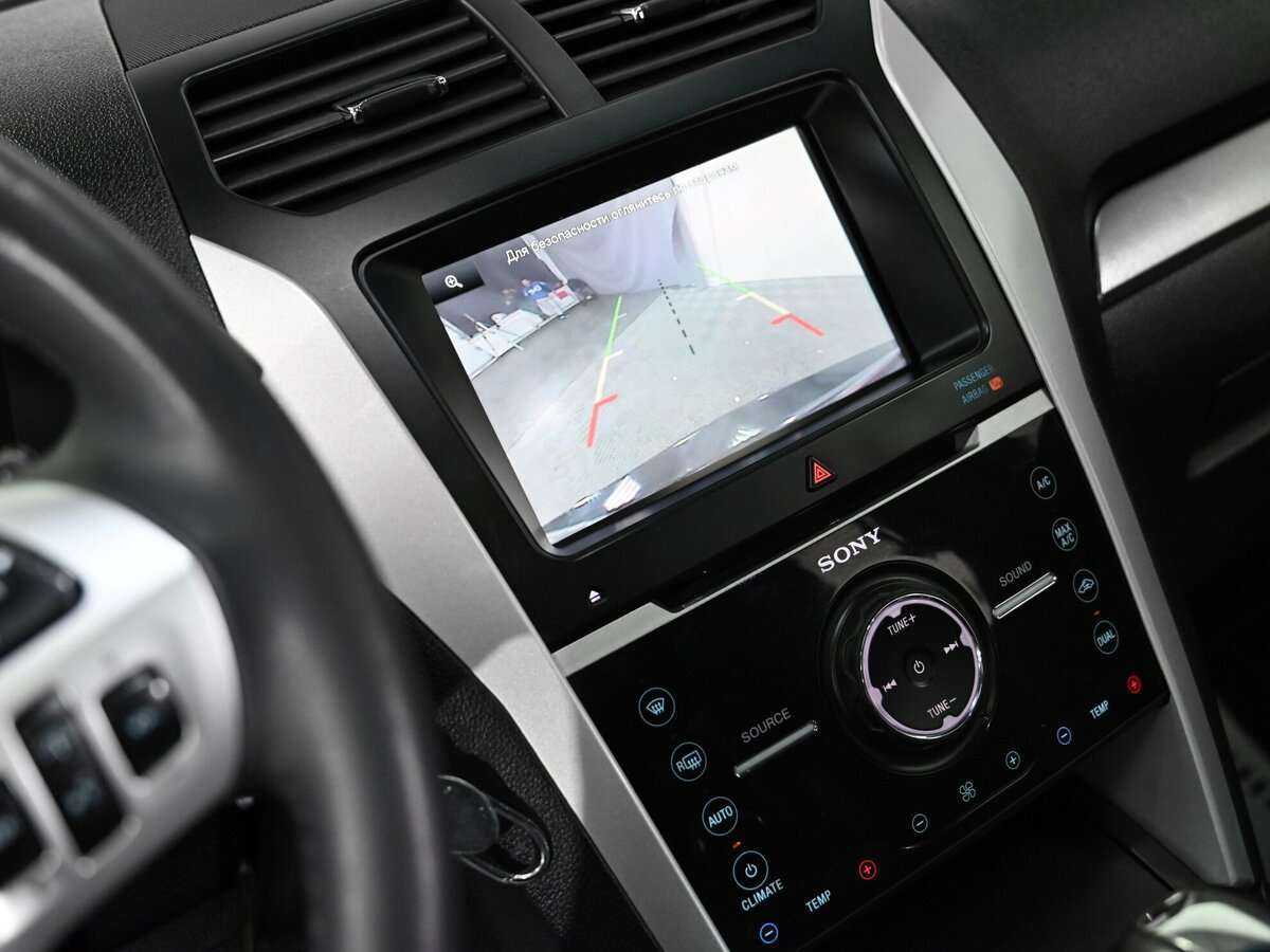 Купить Ford Explorer с пробегом. Фото: #11