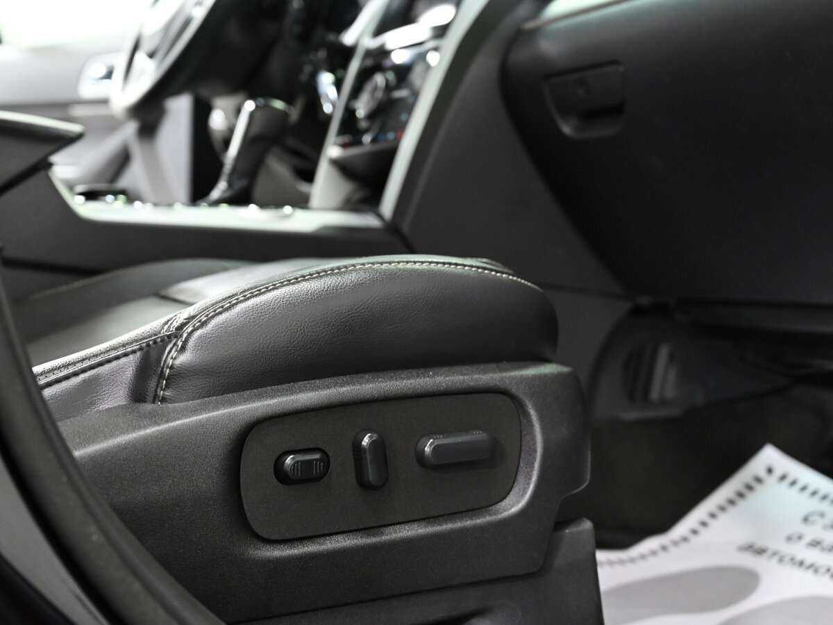 Купить Ford Explorer с пробегом. Фото: #14