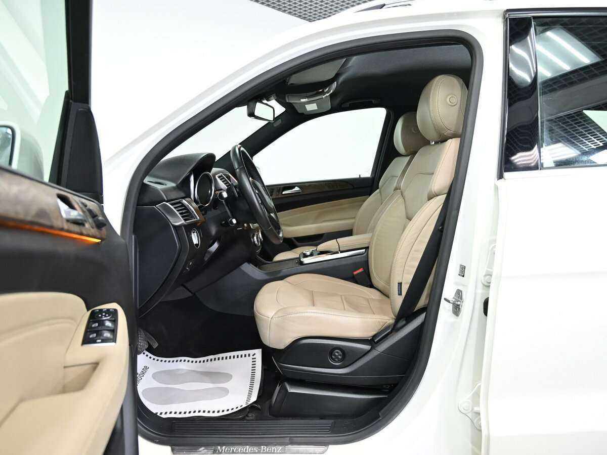 Купить Mercedes-Benz M-Класс с пробегом. Фото: #4