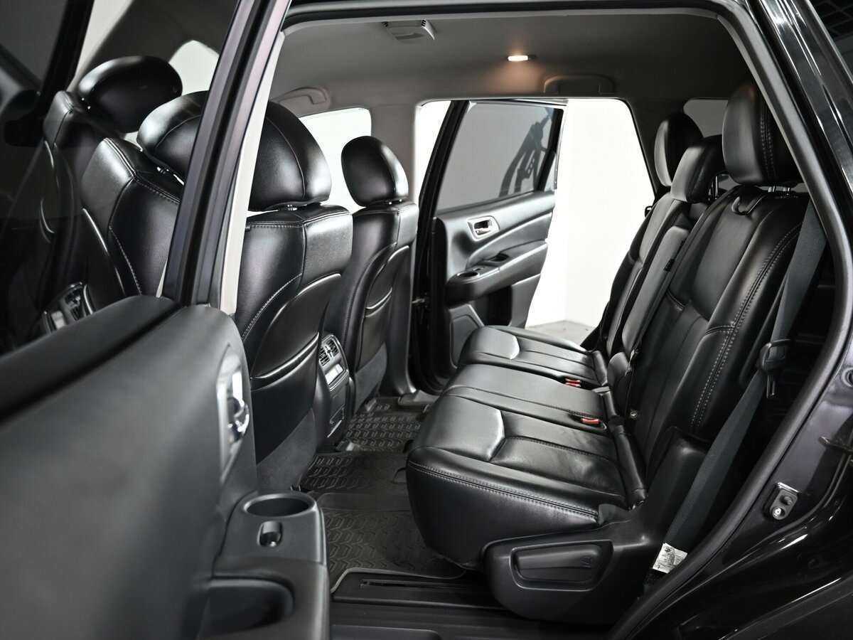 Купить Nissan Pathfinder с пробегом. Фото: #5