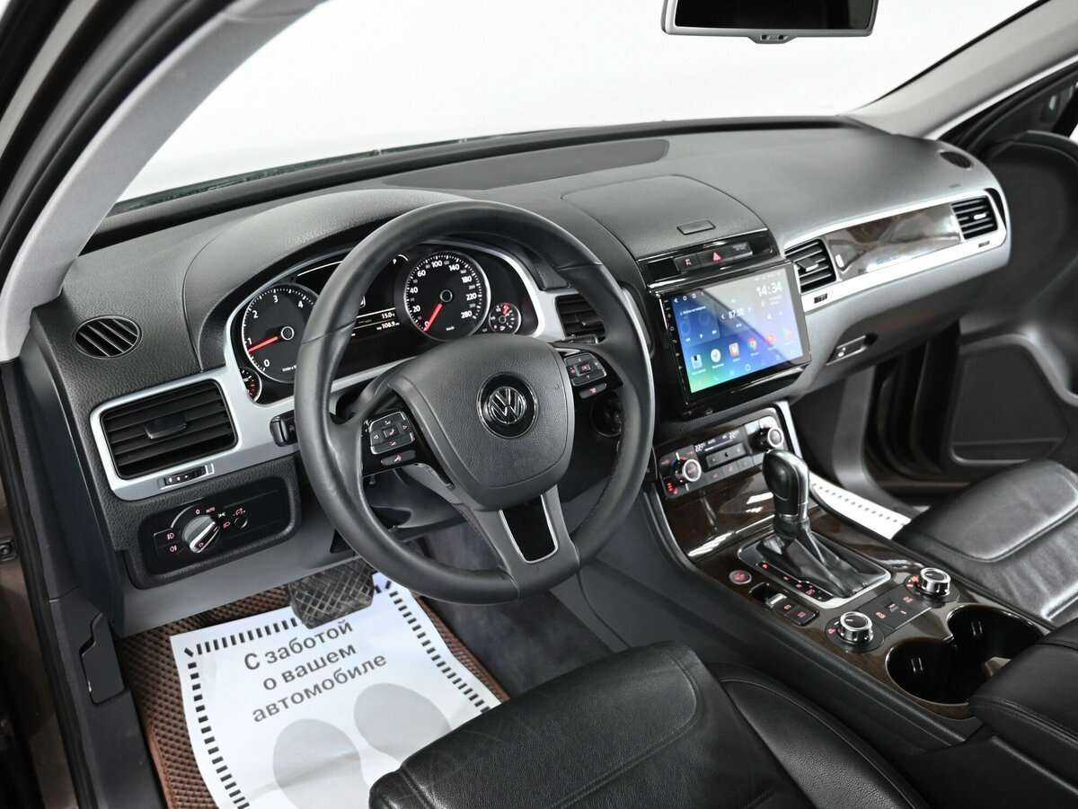 Купить Volkswagen Touareg с пробегом. Фото: #4