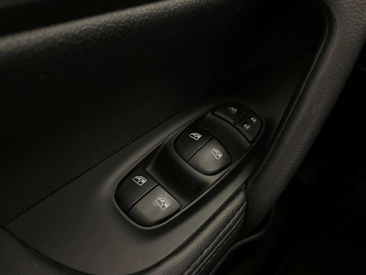 Купить Nissan Qashqai с пробегом. Фото: #18