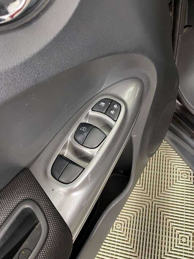 Купить Nissan Juke с пробегом. Фото: #16