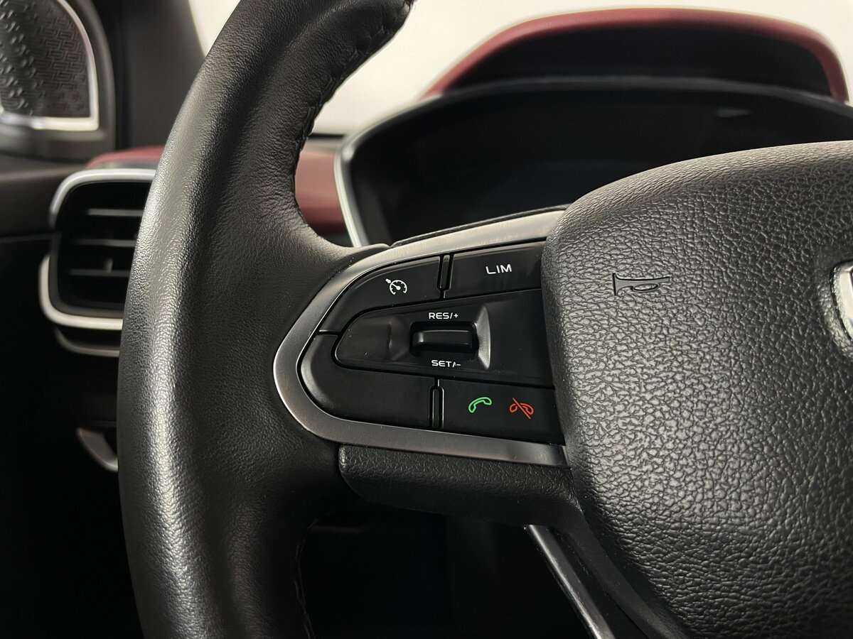 Купить Geely Coolray с пробегом. Фото: #12