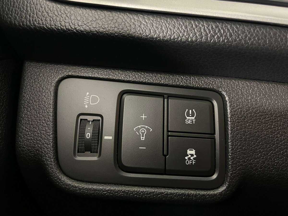 Купить Hyundai Solaris с пробегом. Фото: #17