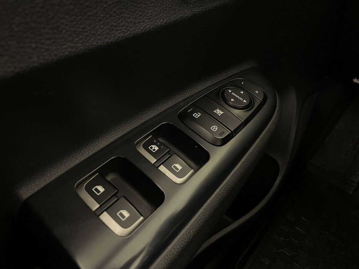 Купить Kia Rio с пробегом. Фото: #16