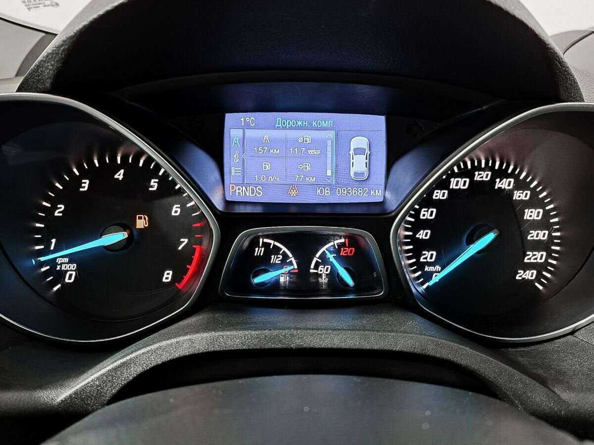 Купить Ford Kuga с пробегом. Фото: #10